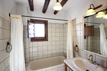 Casas de Cantoblanco 1 - Baño con bañera