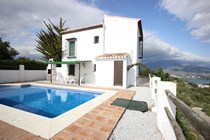 Casas de Cantoblanco 1 - Piscina y vistas